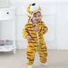 Carino pagliaccetto del bambino di 10 colori con cappuccio animale del fumetto pagliaccetto infantile vestito del bambino Costume di flanella tuta vestiti kid392