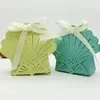 100st Laser Cut Hollow Shell Candy Box Chocolates Boxes With Band för bröllopsfest Baby Shower Favor Gift1170535