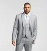 Haute Qualité Deux Boutons Gris Clair Marié Tuxedos Garçons D'honneur Meilleur Homme Costumes Hommes De Mariage Blazer Costumes Dîner Costume (Veste + Pantalon + Gilet)