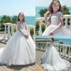 Vestidos de niña de flores blancas de princesa de manga larga Apliques completos Vestidos de desfile de cuello de joya Ropa de comunión Vestidos de boda para niños