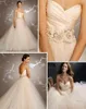 Simples Champagne Tulle Vestidos de Casamento Vestidos de Noiva Sem Alças Drapeado Querida Nupcial Vestidos de Flores Apliques Sashes Custom Made robe