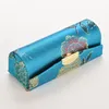 Helaembroidered Flower Design Lipstick Case Box With Mirror HASP Cosmetic Bags Coin Lipstick Holder Color Skicka slumpmässigt5863347