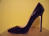 Повседневный дизайнер Sexy Lady мода женская обувь черная реальная матовая кожаные золотые шипы заклепки Point Toe Stiletto Stripmer High каблуки каблуки насосы на каблуках размером 33 44 12 см
