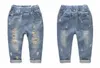 Insches enfants déchiré denim jeans pantalons shorts de mode denim enfants vêtements bébé garçons filles jeans pour enfants marqueur mince pantalon décontracté