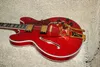 Custom 335 Jazz Guitar Red con sistema Tremolo Chitarra elettrica Hardware dorato Tastiera in ebano Chitarre intere di alta qualità A1119005606