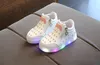 Moda Kolorowe oświetlone Buty Dzieci LED Lovely Cool New Brand Cool Kids Sneakers Casual Botki Baby Boys Girls Buty