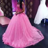 الساحرة الوردي تول فساتين quinceanera قبالة الكتف الحلو 16 الكرة أثواب الرباط الأعلى الحلو ستة عشر فساتين حفلة موسيقية العباءات