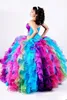 Robes Rainbow Quinceanera Crystal Ruffles Ruffles Robes de bal Robe de concours de balayage de balayage de la taille plus taille