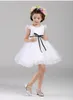 2016 Nouvelle Arrivée Blanc Tulle Jolie Fleur Fille Robes appliques Bébé Fille Infantile Robe Livraison Gratuite