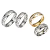 l'intero argento della miscela 50pcs e l'oro hanno placcato i monili Rings305T di cerimonia nuziale dell'acciaio inossidabile del Rhinestone del cerchio pieno di fila