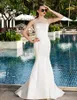 Julie Vino Beach Sheath Jewel Sexy Wedding Dresses Modest Plus Size Custom Made Satin och Tulle Bridal Gowns Sweep Train