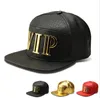 Fashion PU in pelle hip hop cappelli diamante coccodrillo grano snapback dorato vip logo dj berrette da baseball per uomini donne sport all'aperto cappelli da casquette