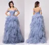 얼음이 벗겨진 어깨 이브닝 가운 2016 Tulle Ruffles Tiered Prom 가운 Sweep Train Backless 정식 파티 드레스 Custom Made