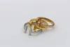 Nuevo llega 316L Acero inoxidable moda doble T anillo Joyería para mujer hombre amante anillos 18K Oro-color rosa Joyería Bijoux no tiene ninguna letra