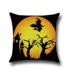 Night Owl Bat Terrorist House Formiche giganti Elemento di Halloween Federe Cuscino decorativo per la casa Regalo di festival YLCM