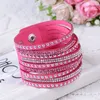 Charm-Armband für Damen, glänzendes Damen-Armband aus mehrschichtigem Leder, Strass-Kristall-Armband, Knöpfe, weiß/schwarz/blau, Lederarmband