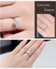 Hot Sale 1kt CZ Diamant Bröllop Ringar för kvinnor 925 Sterling Silver Förlovningsringar Solitaire Österrike Crystal Finger Ring