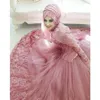Muzułmańskie suknie ślubne Długie rękawy Wysokiej szyi Koronki Aplikacja Islamska suknia ślubna Vintage Dubai Suknie ślubne z Hidżabem