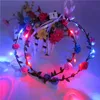 LED Lampeggiante Fiore rosa Festival Fascia Fascia Velo Accensione Ghirlanda floreale Hairband Daughter