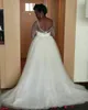 Plus Rozmiar Wysoka Niska Suknia Ślubna Płaszcza Krótkie Koronki Bride Suknie Z Odpinanym pociągiem Sheer Bateau Neck Długie Rękawy Backless Design