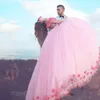Incrível vestido de bola rosa país vestidos de casamento 3d-floral apliques fora do ombro Árabe vestidos nupciais inchado plus tamanho vestidos para casamento