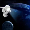 Flexible Spaceman Astronaute USB Tube ABSPC Mini LED Veilleuse Lampe Blanche Pour Ordinateur Portable PC Portable Lecture Portable5370954