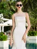 Julie Vino Beach Sheath Jewel Sexy Wedding Dresses Modest Plus Size Custom Made Satin och Tulle Bridal Gowns Sweep Train