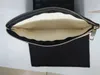 Borsa cosmetica in tela di cotone beige nera 1pc con zip dorata unisex portamonete casual borsa per il trucco vuota dimensioni 19,5 cm x 11 cm