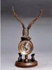 Orologi da tavolo meccanici con orologio da tavolo meccanico con aquila intagliata in bronzo antico decorato da collezione