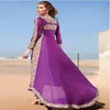 Etnisk stil Turkiska Kvinnor Kläder Muslim Abaya Klänning Islamisk Kläder för Kvinnor Jilbab Robe Musulmane Klänningar Vestidos Longos Giyim Lila