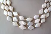 Collier de perles d'eau douce en losange blanc naturel à 3 brins, 17 à 19 pouces, pour mariage