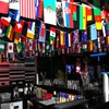 100 kraj flaga hotelu Dekoracja wydarzenia Wydarzenia Party Supplies World Flags Razem 100 Flagi Rozmiar 14 * 21cm / szt Puchar Świata Sporty Zabawki