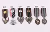 10 pz lotto Accessori Misti Royal Preppy Navy Style pin spilla distintivo ricamo spallina nappa spilla distintivo militare4850174