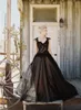 Vintage 2016 nuovo arrivo nero tulle applique in pizzo abiti da sposa a-line economici abiti da sposa lunghi senza schienale in rilievo gotico personalizzato EN10133