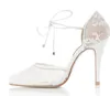 Elegante mooie modekant en schapenvacht eenvoudige stijl veters 8,5 cm hoge hakken bruiloft bruids schoenen NK039
