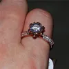Anello di fidanzamento con diamante simulato di lusso da 2 ct Regalo di gioielli Design floreale Solido 100% argento 925 Anelli di nozze in oro rosa per le donne