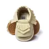 2016 Nuovo Bambino mocassini scarpe da primo camminatore Nappe sandali scarpe da bambino con suole morbide sandali con la suola 9 Colori Spedizione Gratuita
