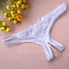 Lace Hollow-out Pérola Massagem G-string Lingerie Sexy Virilha Aberta Tangas Cueca Sem Costura Cuecas das Mulheres calcinha de Renda