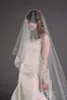 Ny varm saling högkvalitativ 2T Lace Applique Edge utan kam Lvory White Wedding Veil Cathedral Bridal Veils handgjorda tre meter lång