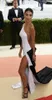 Modest BlackWhite Celebrity Tapis Rouge Robes Une Épaule Illusion Dos Nu Vestidos De Novia Pick Ups Sash Side Split Sexy Prom 2175