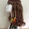 Faixa de cabeça feminina de couro de camurça boêmio Boho Pena de pavão Trançada Corrente Faixa de cabelo Faixa de cabelo Hippie Envoltório de cabelo