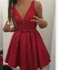 2017 Barato Sheer Profundo Decote Em V Curto Wed Convidado Cocktail Dresses Cetim Vermelho Drapeado Espartilho Formal Especial Prom Party Vestidos