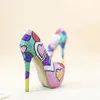 Moda Handmade Sapatos de Casamento de Strass Colorido Banquete Bombas de Festa à Noite Multicolor Cristal Sapatos de Noiva Forma do Coração Tamanho Grande 10