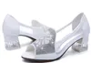 Sandálias de verão novo estilo com sapatos de boca de peixe com gaze grossa moda feminina sexy Diamond Ladies Shoes