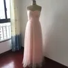 赤面ピンクの花嫁介添人ドレスの床の長さの長いメイドの名誉服の結婚式のゲストパーティードレスセミフォーマルドレスコンバーチブルドレス実画像