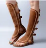 2017 verão mulheres joelho botas de cano alto camurça plana sandálias de gladiador de camurça de couro recorta booties moda sandálias botas mulher runway sapato