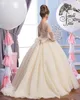2016 Sheer Neck Perlen Tüll Luxuriöse arabische Blumenmädchenkleider Vintage Kinderfestzugkleider Schöne Blumenmädchen-Hochzeitskleider F29
