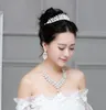 2017 Accessori da sposa di lusso Collana di cristallo di perle Accessori per orecchini Set di gioielli da sposa Stile di moda economico Vendita calda dalla Cina a buon mercato