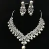 2017 Luxury Bridal Accessories Pearl crystal Necklace Earring Accessories Wedding Jewelry Sets Cheap Fashion Style Hot Sale from China cheap