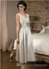 Sexig V Halsband Lace Moder av bruden Klänningar Elegant Te Längd A-Line Evening Gowns Plus Size Custom Made Billiga Prom Party Gowns